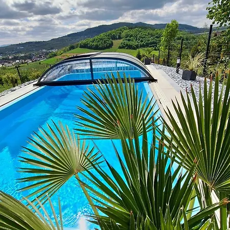 Owocowe Wzgorze Apartman Tegoborze